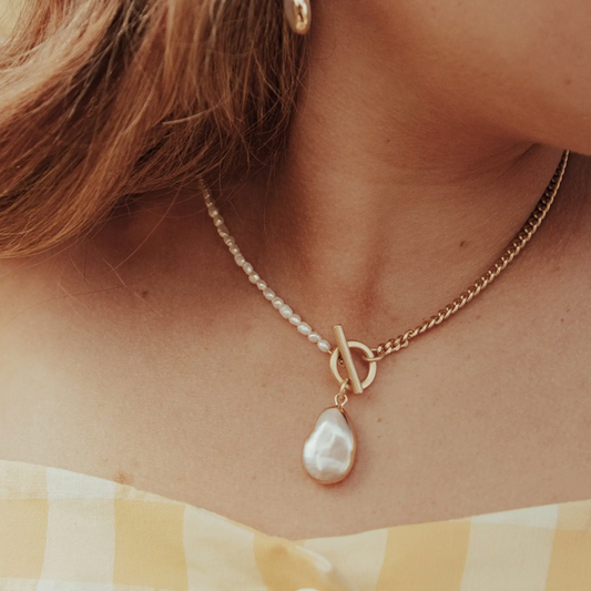 The Freshwater Pearl Necklace