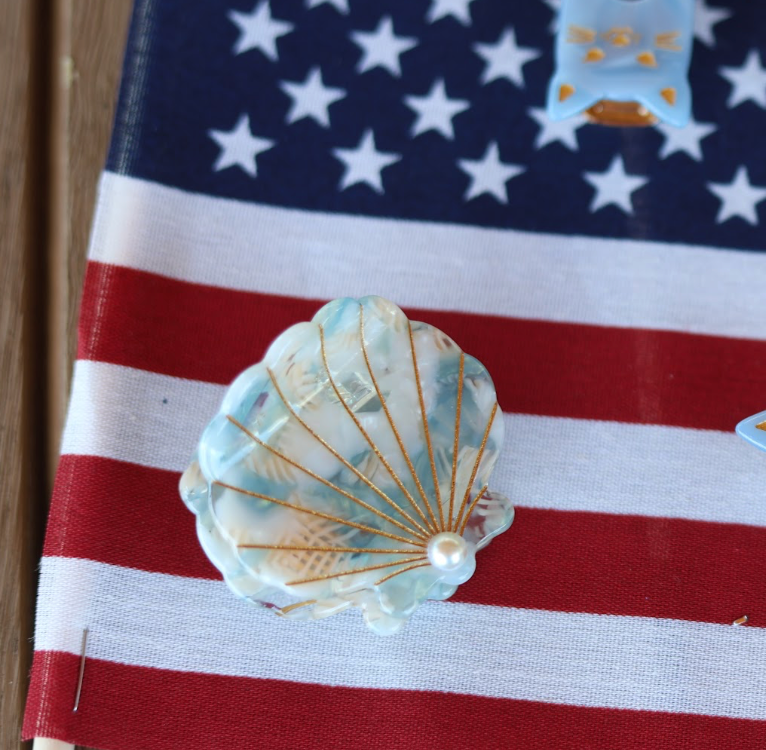 Pearl Seashell Claw Clips
