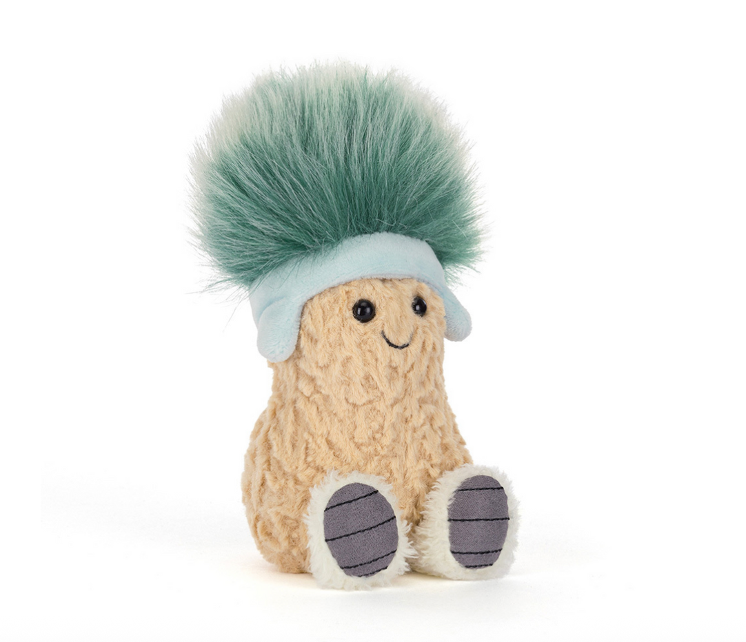 Peanut Après Ski Plush