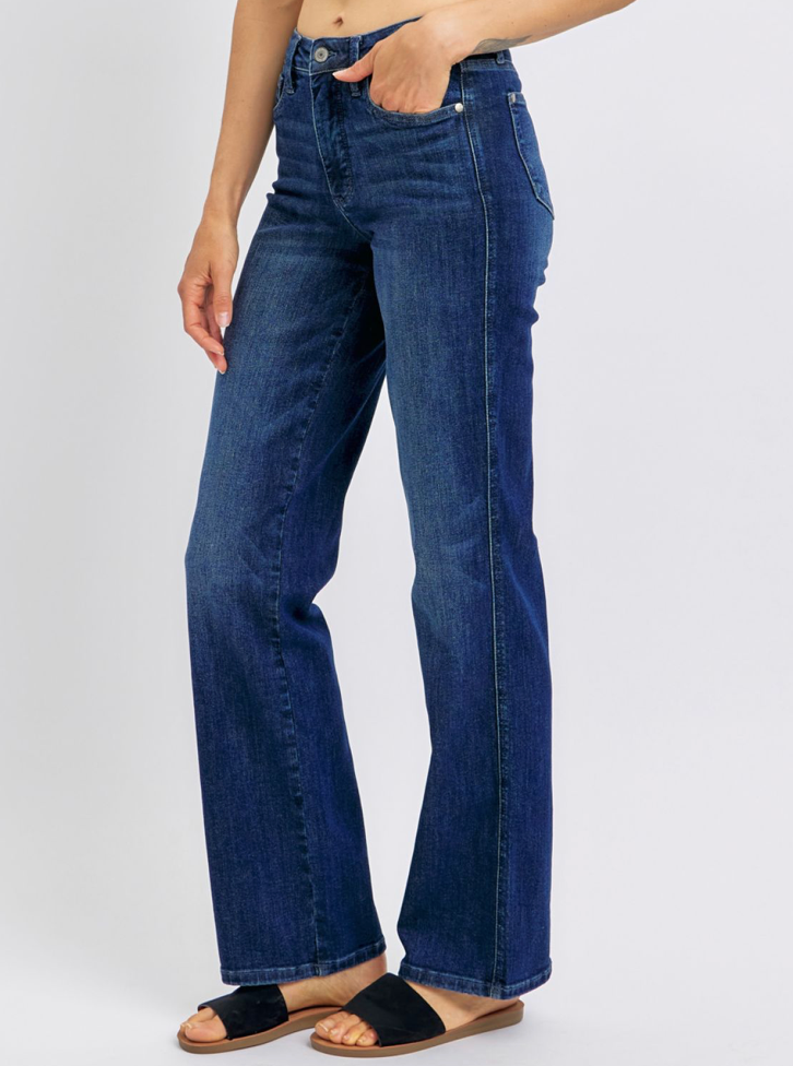 River Falls Straight Jeans