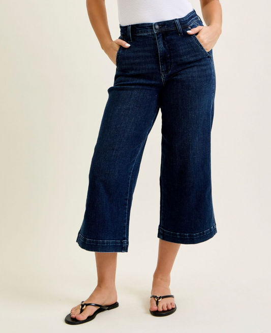 Alpine Valley Ankle Wide Jeans
