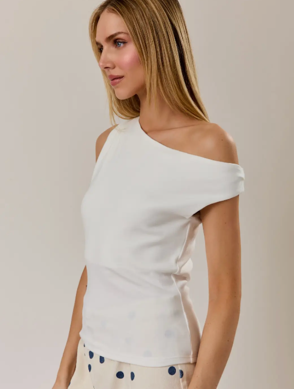 Astymmetrical Top