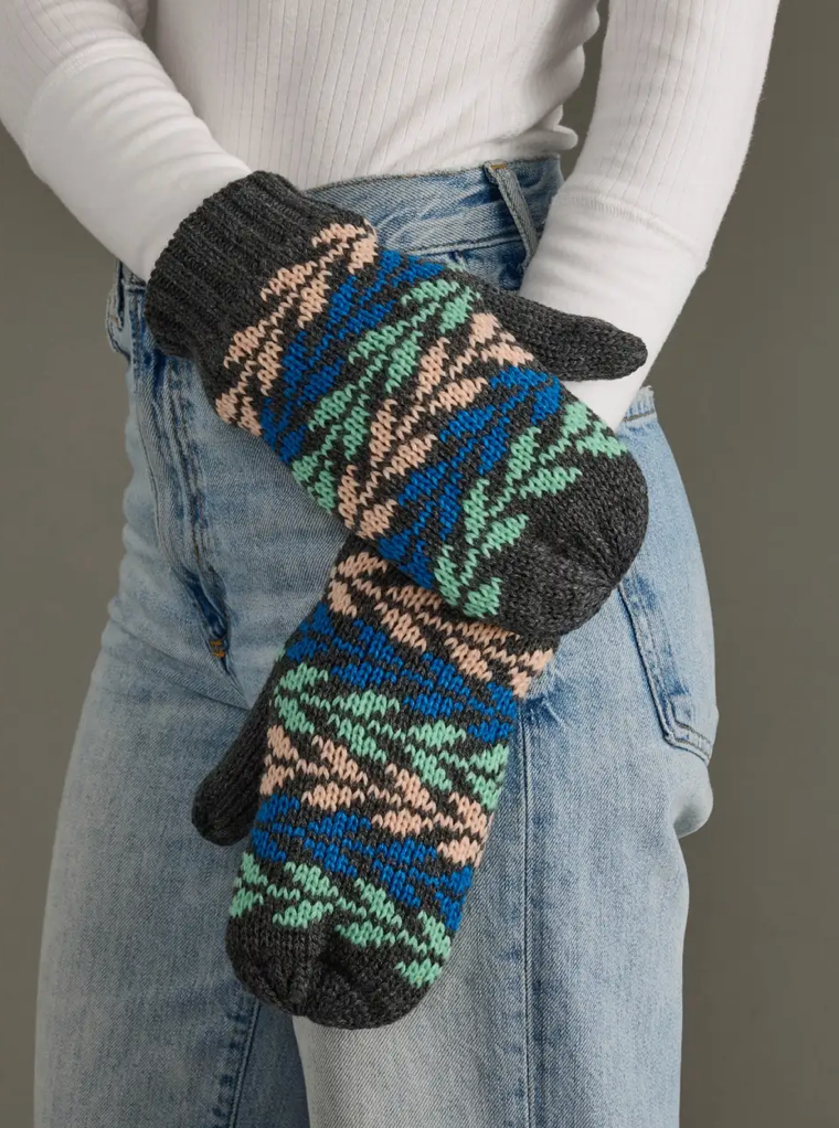 Patterned Mittens