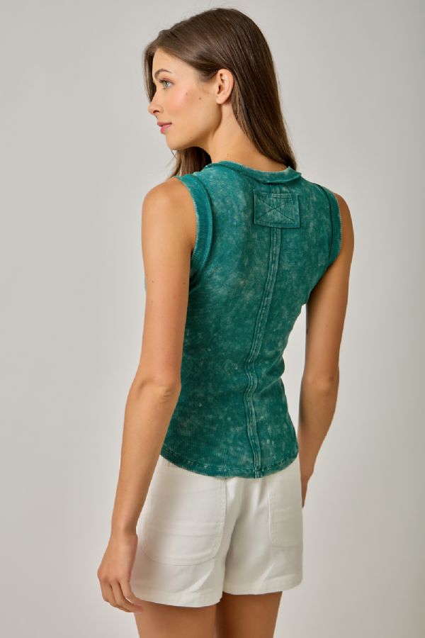 Emerald Tank
